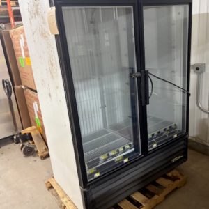 0519-TRUE GDM49F DISPLAY FREEZER 2 DOOR